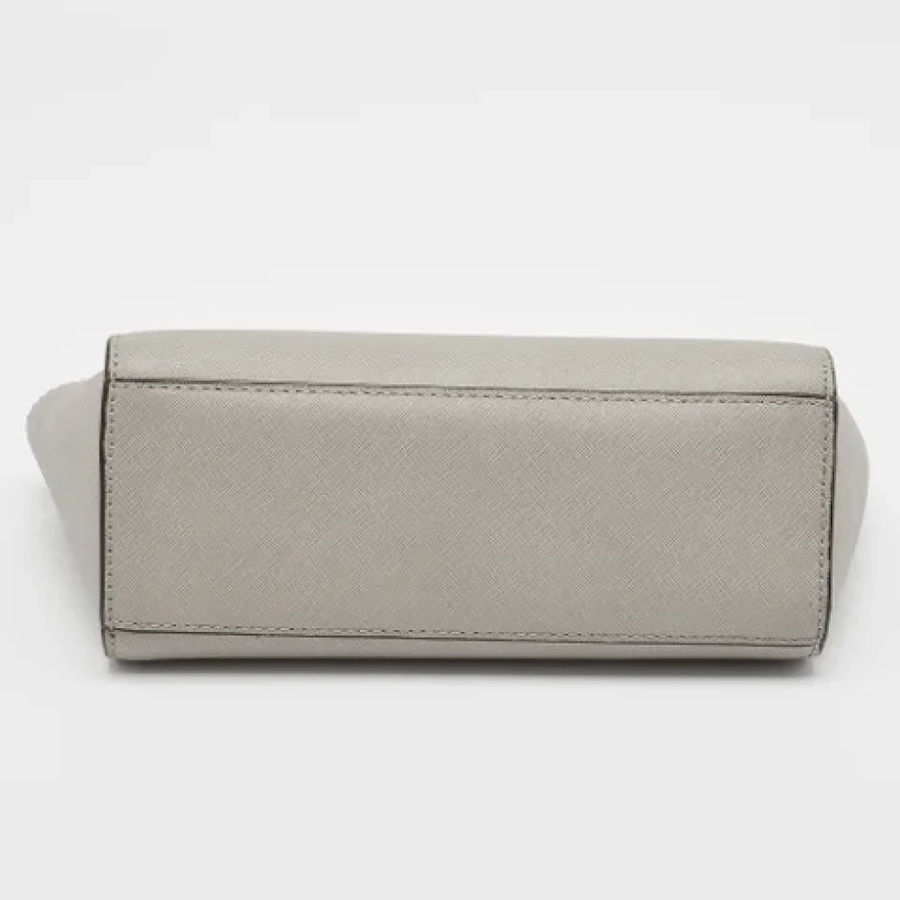 Michael Kors Pre-owned Leather shoulder-bags Gray Dames