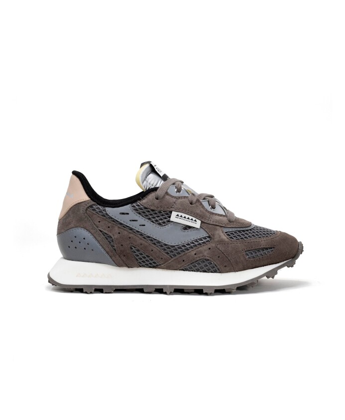 sneaker-shade-m