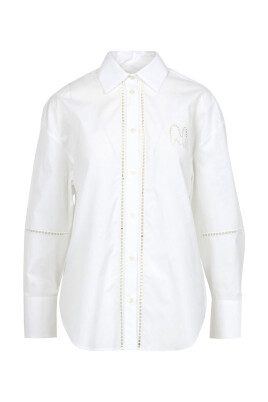chemise-blanche-en-coton-avec-broderie