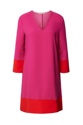fuchsia-v-neck-dress-nuble-model