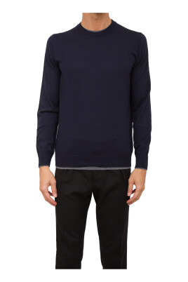 blue-crew-neck-shirt