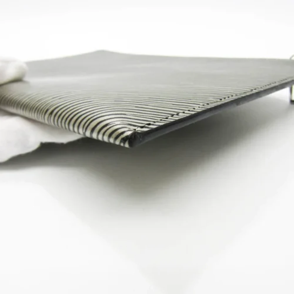 Louis Vuitton Vintage Pre-owned Leather clutches Gray Dames