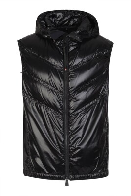 black-quilted-gilet-with-hood