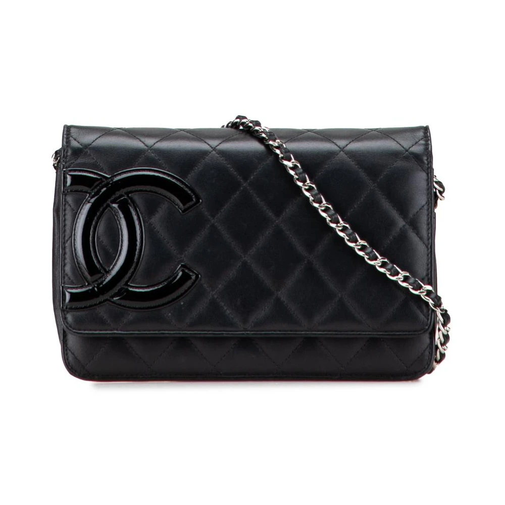 Chanel Vintage Women's Black Pre-Owned Quilted Flap Wallet