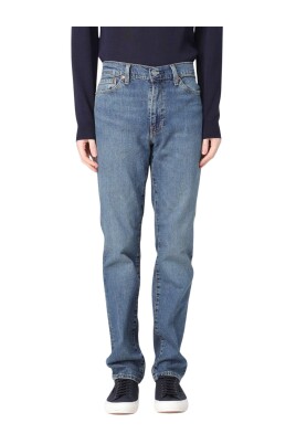 classic-straight-leg-jeans