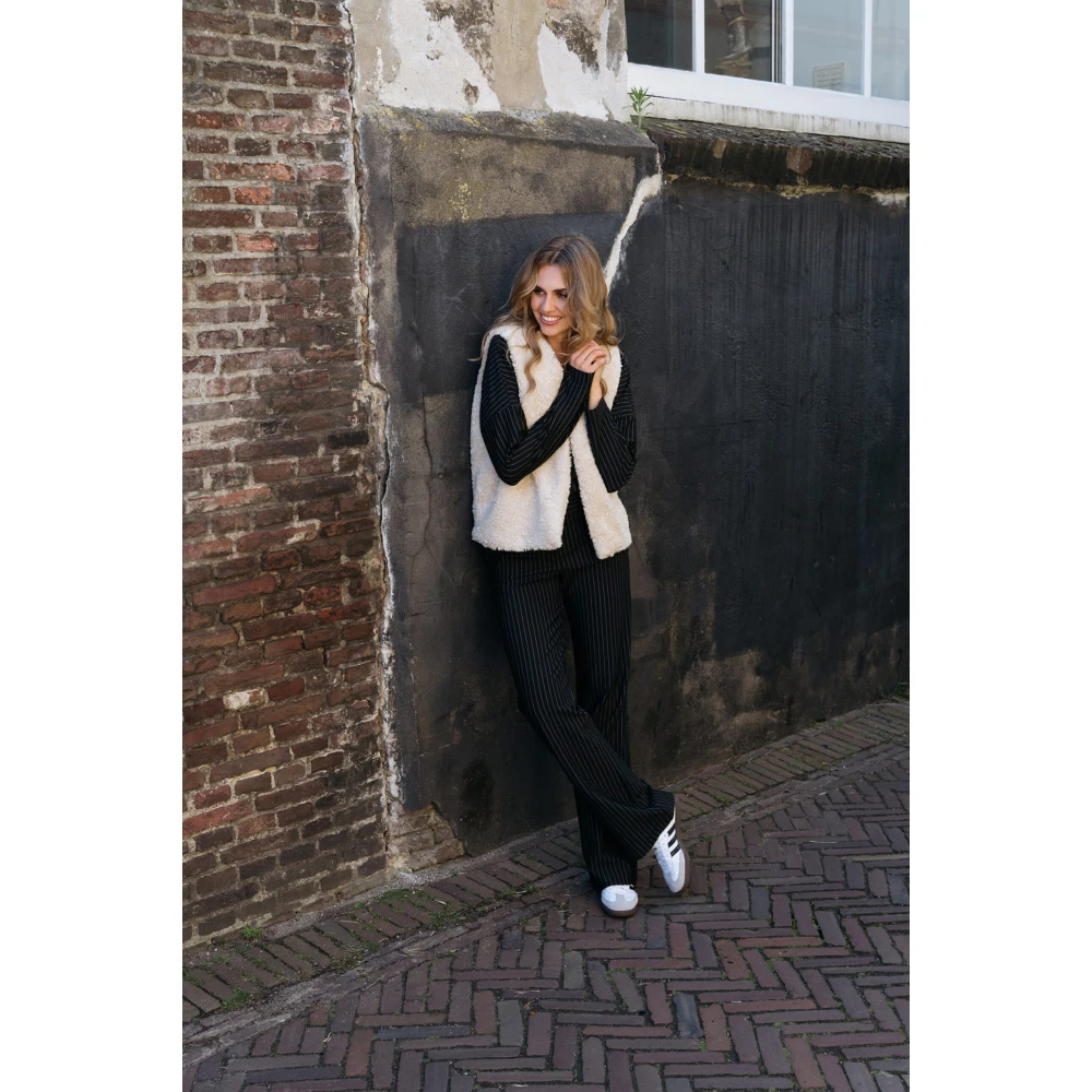 &Co Woman Moulante Top à Manches Longues en Tricot Black Dames
