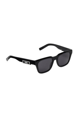 black-square-frame-sunglasses-for-men