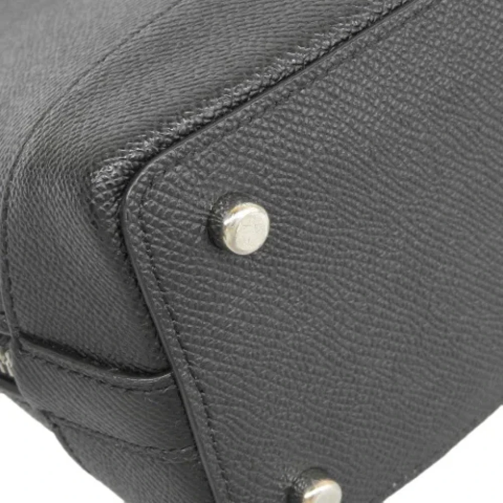 Coach Pre-owned Fabric handbags Gray Dames