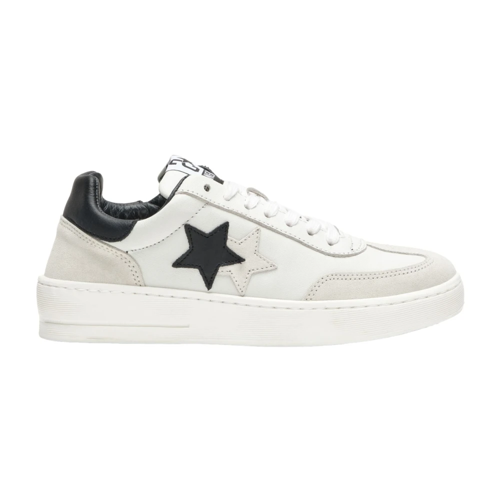 Star - Shoes > Sneakers - White - 2Star - Modalova