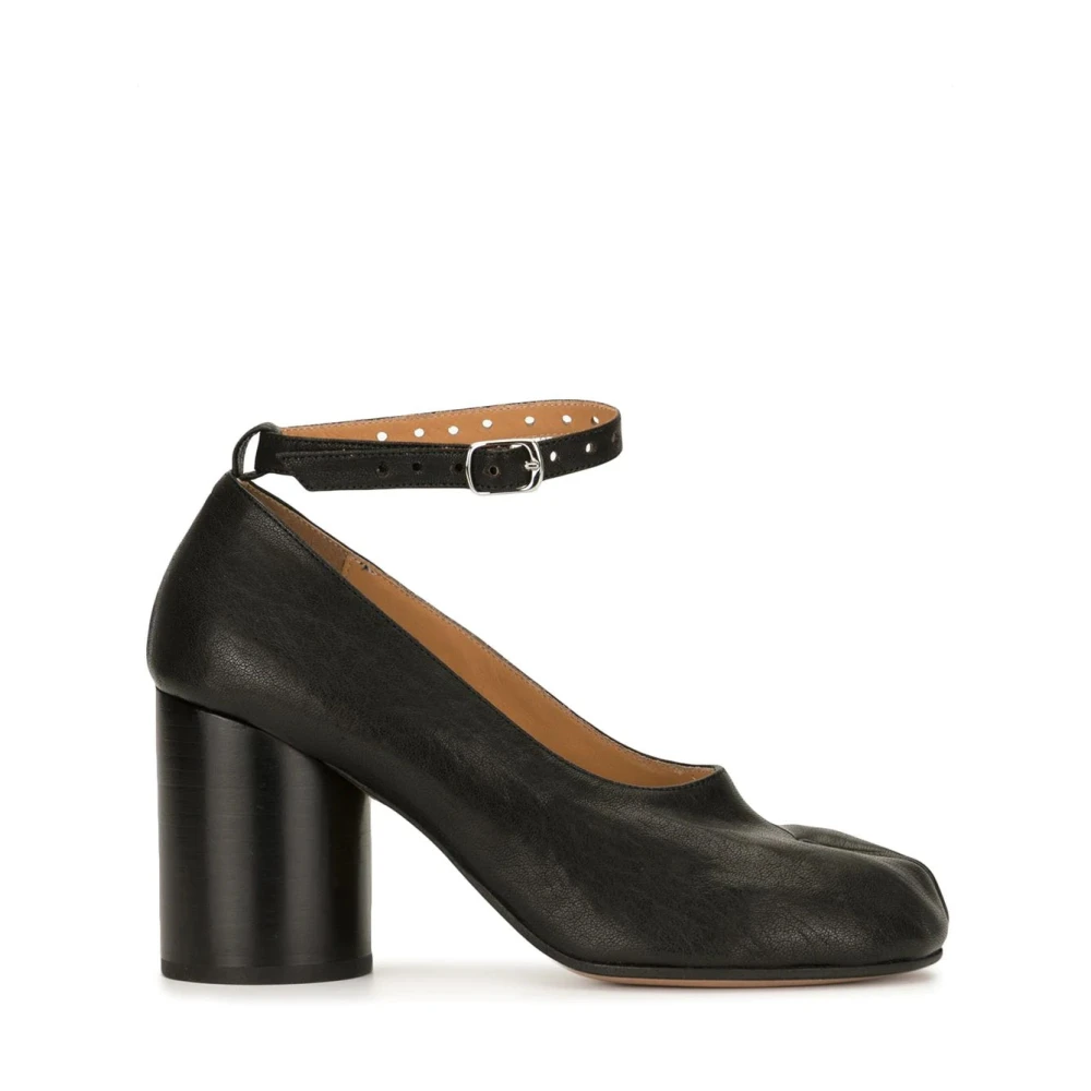Maison Margiela Women's Black Pumps, 5 Uk, Elegant Mid Heel Pumps