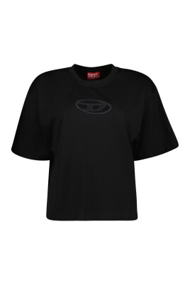 black-crop-t-shirt-autumn-winter-collection