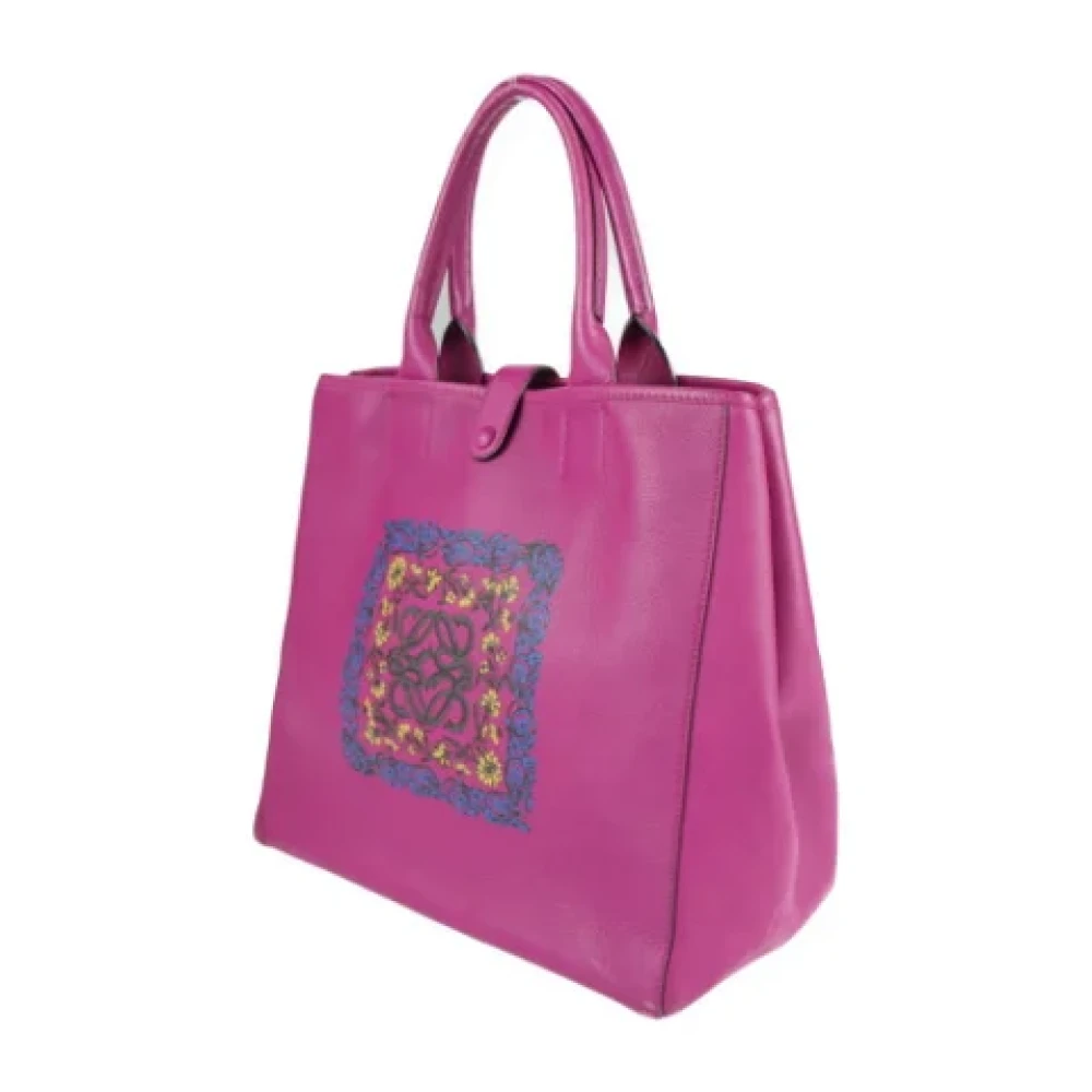Loewe Pre-owned Leather totes Purple Dames
