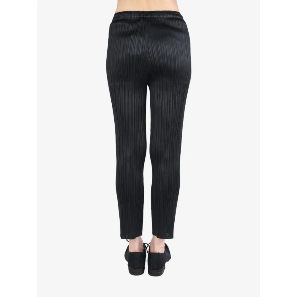 Issey Miyake Stijlvolle Broek voor een Moderne Look Black Dames