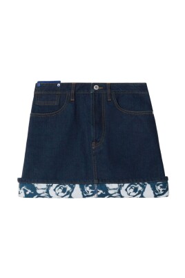 blue-skirt-with-rose-print-lining