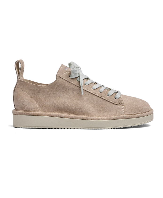 baskets-beige-a-lacets-avec-dessus-en-daim