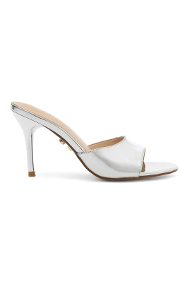 silver-warsaw-mule-elegant-heel-shoes