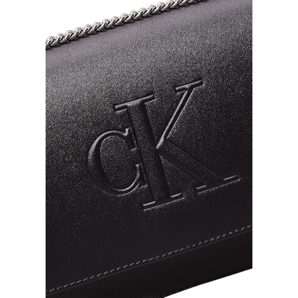 Calvin Klein Omkeerbare schoudertas in zwart Black Dames