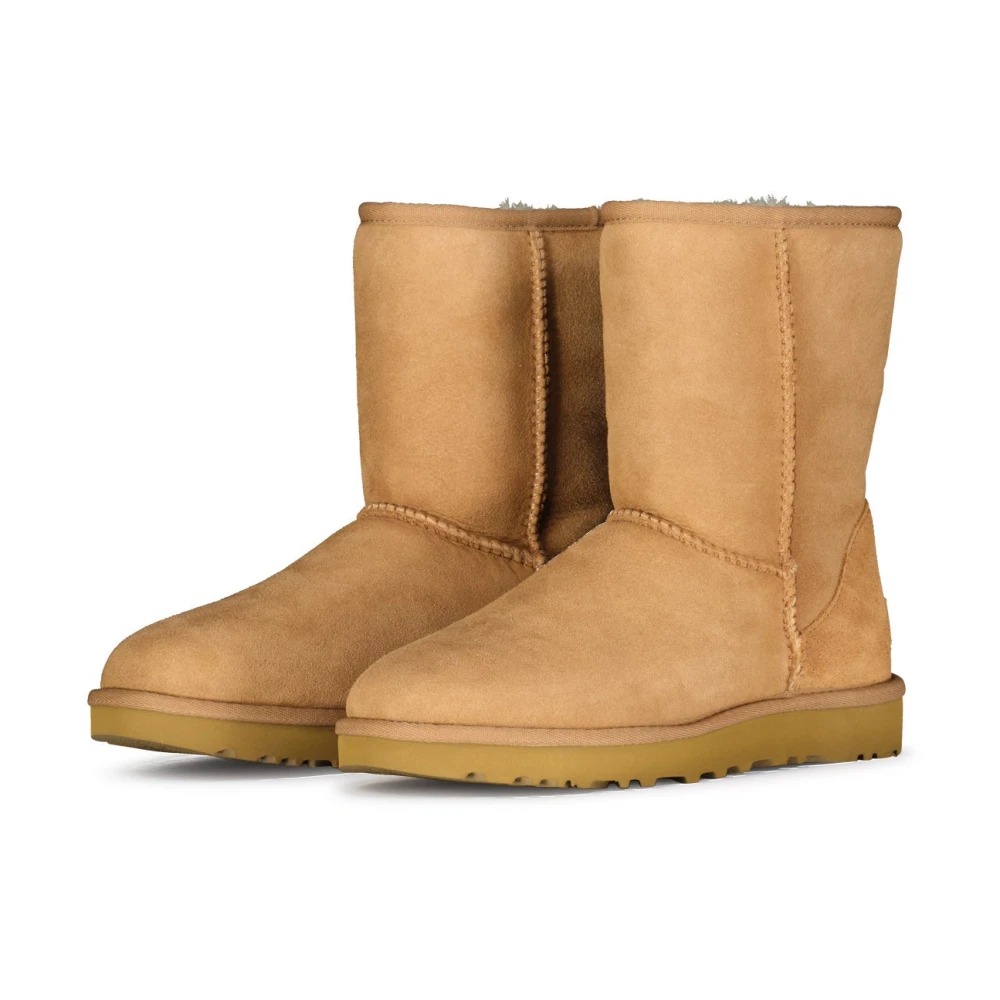 UGG Korta Klassiska Mockastövlar Brown, Dam