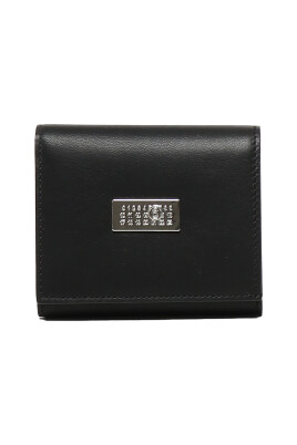 black-calfskin-wallet-with-button-closure