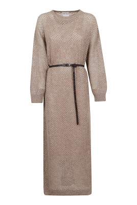 elegante-robe-en-soie-pour-femmes