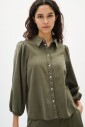 chemise-en-denim-olive-poussiereux