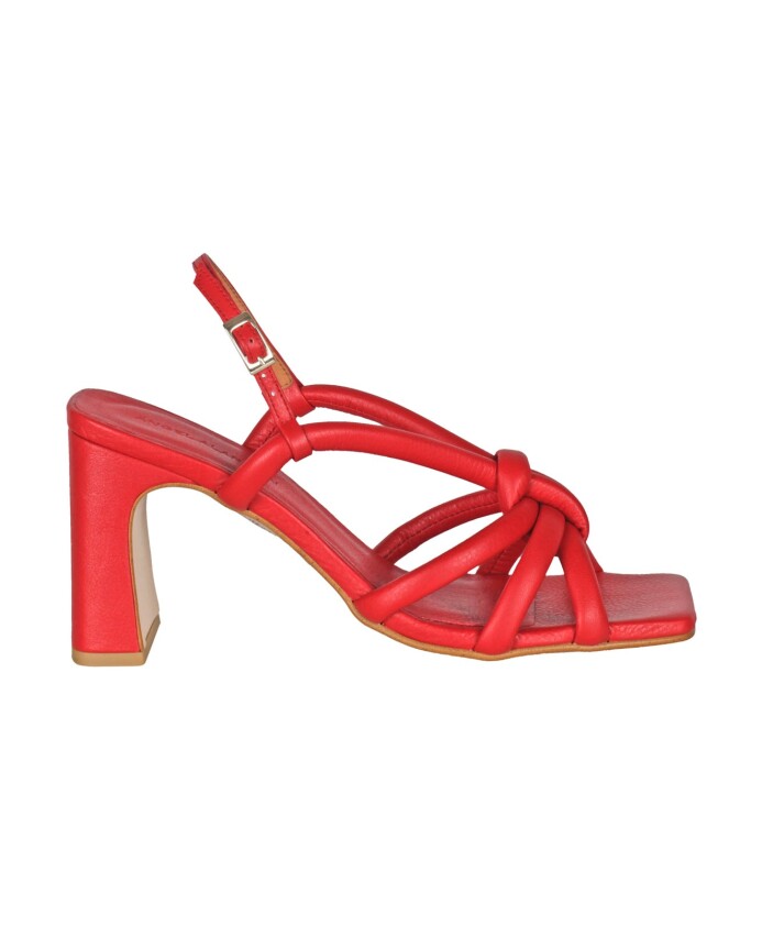 leather-sandals-with-square-toe