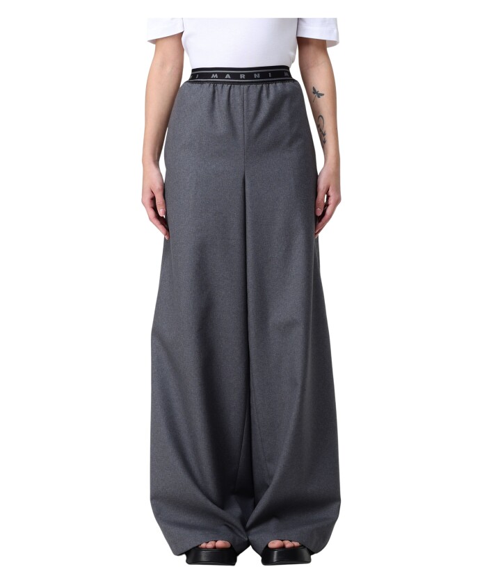 stylish-pants-for-men-and-women