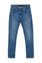 jean-denim-bleu-avec-style-classique