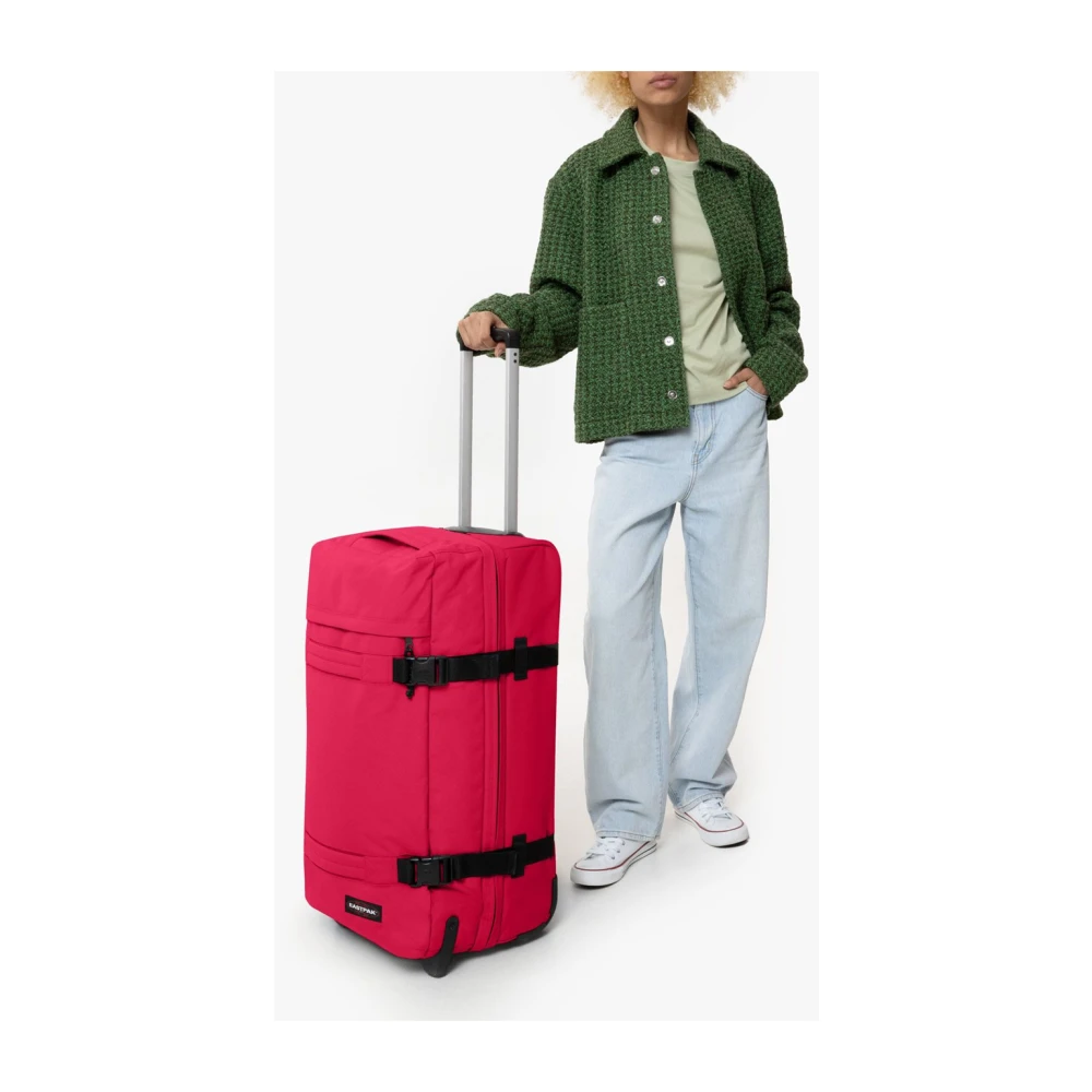 Eastpak Reis in stijl met deze Transit'r M trolley in Strawberry Pink Unisex
