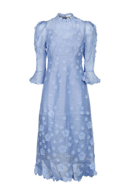 robe-midi-florale-avec-volants
