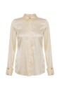 robe-de-modele-elegante
