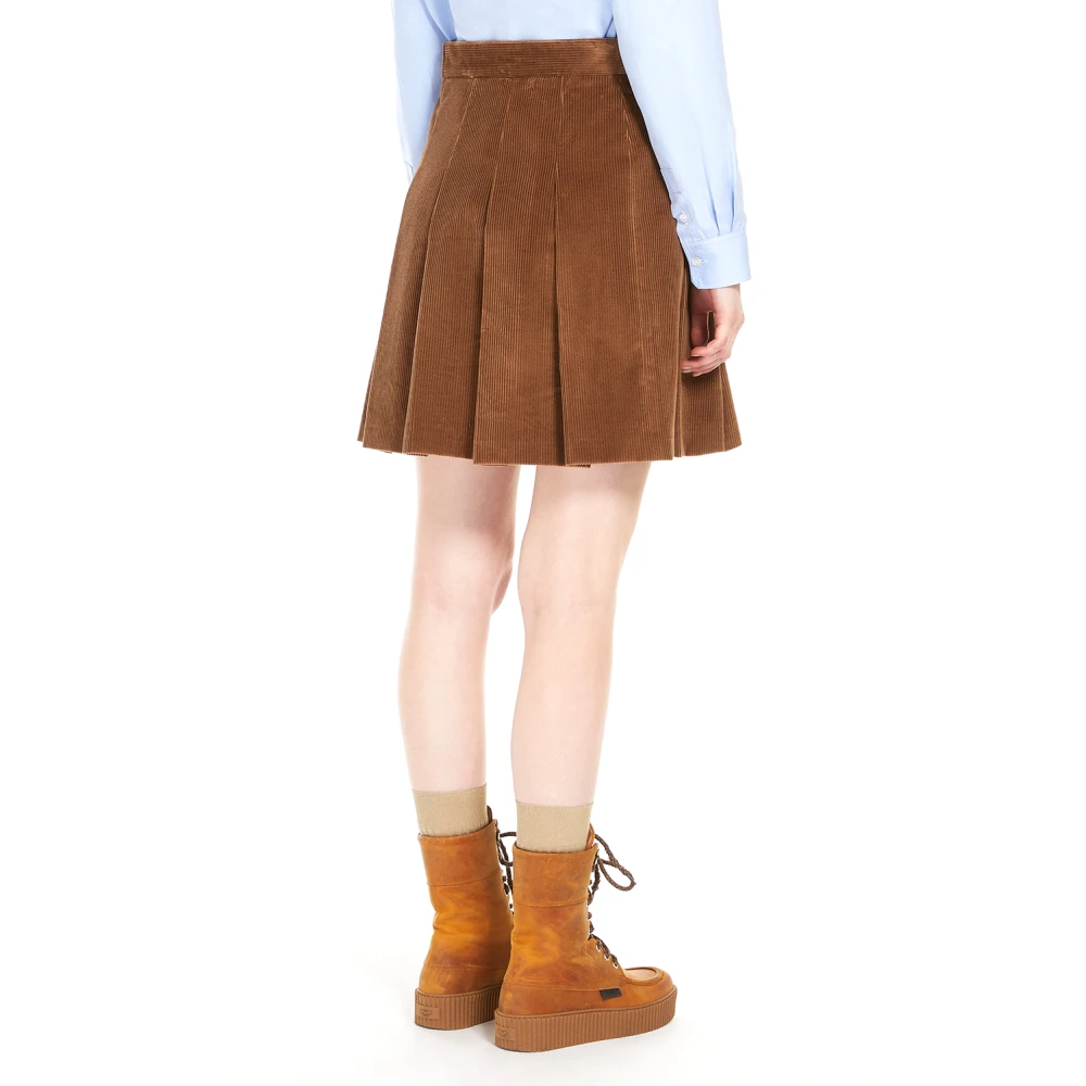 Max Mara Fluwelen Geplooide Rok met Gesp Detail Brown Dames