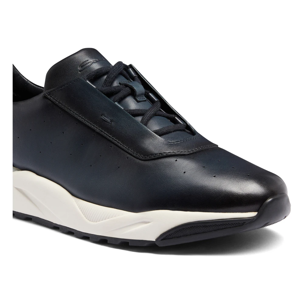 Santoni Lage sneakers met perforaties