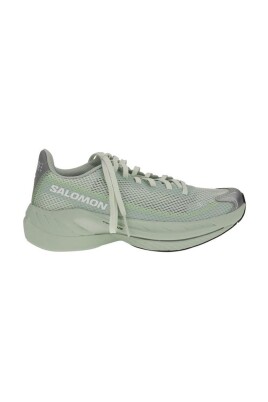 sleek-running-shoe