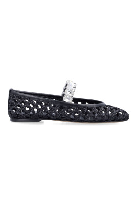 closed-ballet-shoes-with-crystals