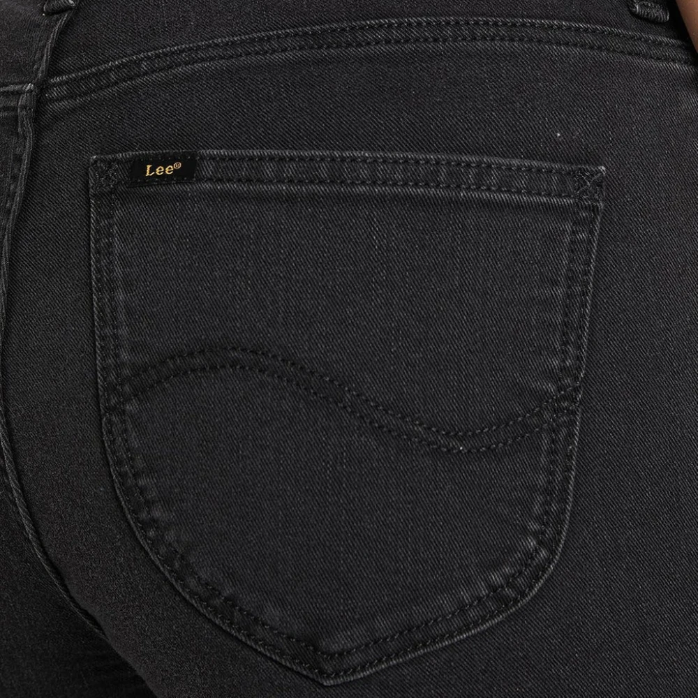 Lee Gewatteerde schoudertas & Skinny Fit Jeans Black Dames