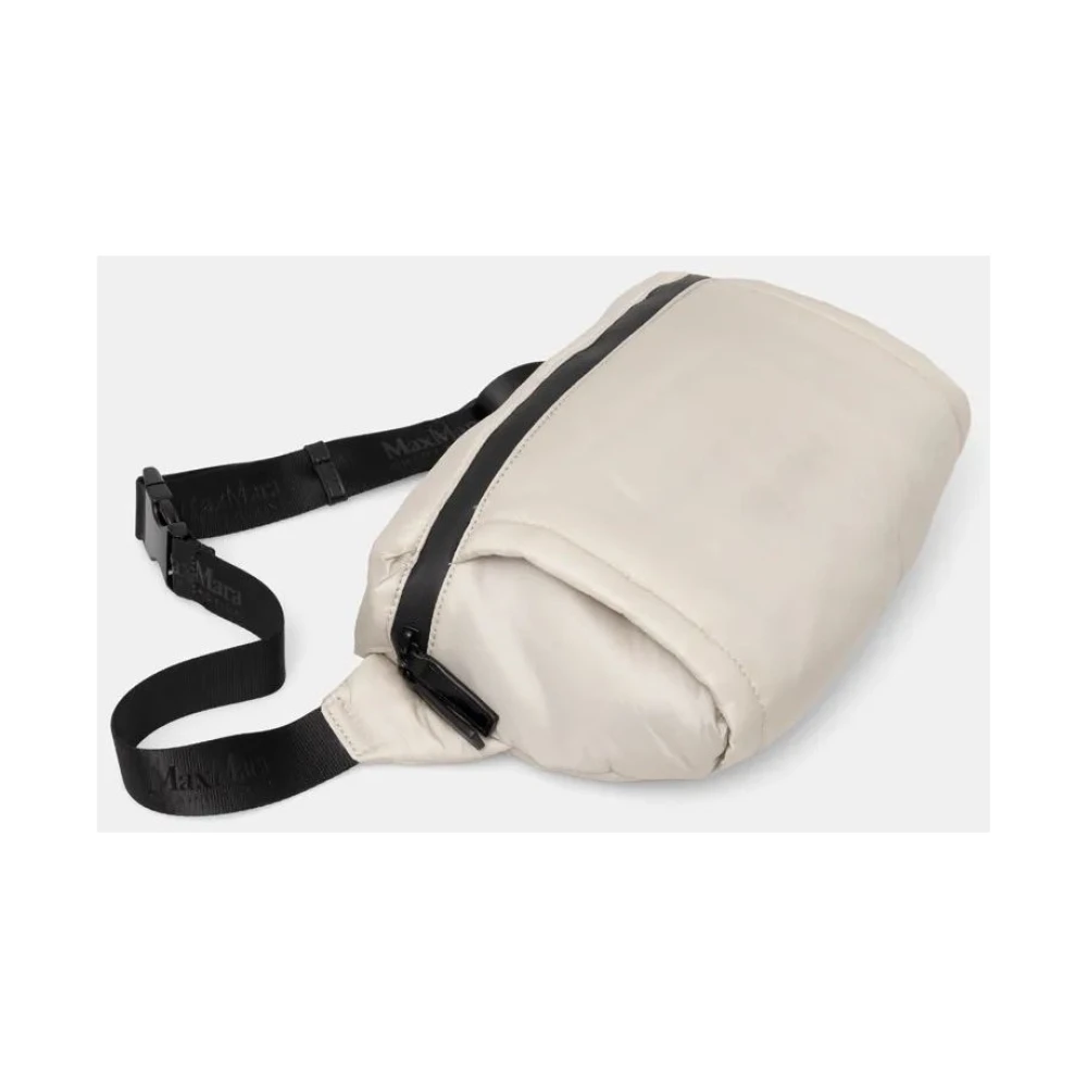 Max Mara Stijlvolle Nylon Heuptas met Handwarmer White Dames
