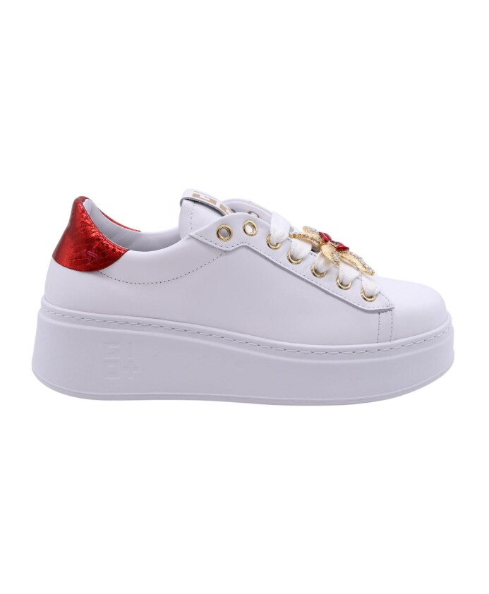 head-sneakers