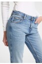 jean-bootcut-avec-style-guess-airwash