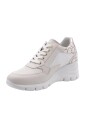stylish-sneaker-in-torbole