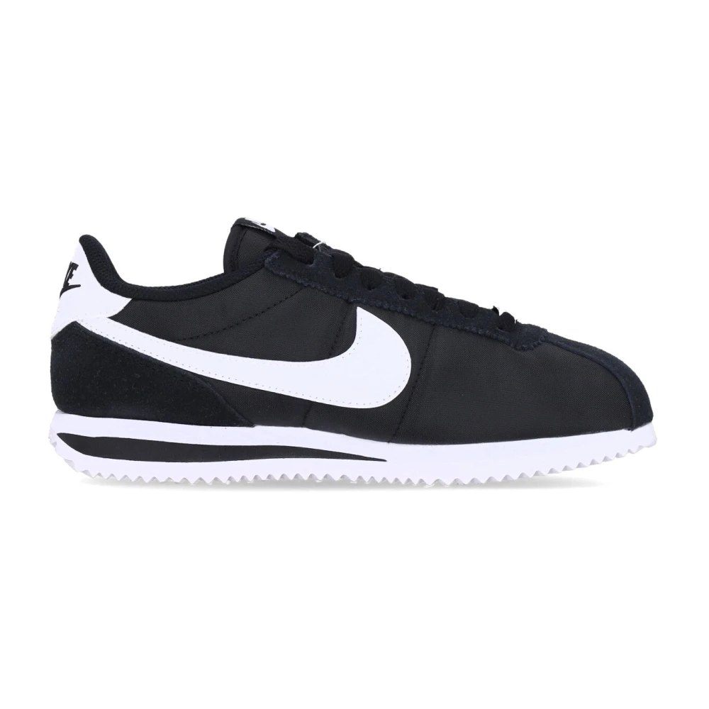 Nike Women's Black Low Cut Trainers - Trainers - 3 1/2 Uk - Sport