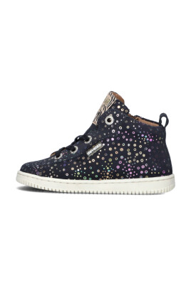blauwe-hoge-sneakers-met-metallic-stippen