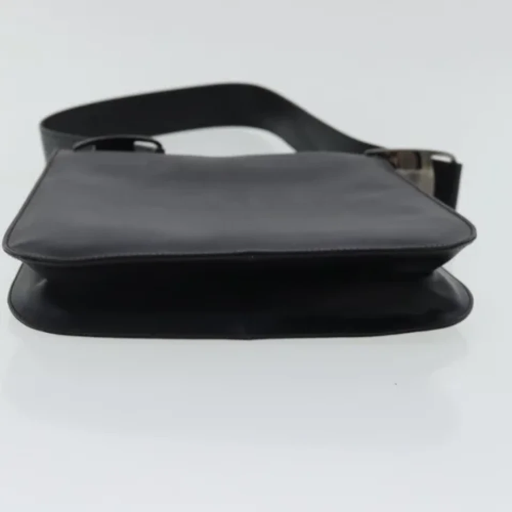 Salvatore Ferragamo Pre-owned Leather shoulder-bags Black Dames