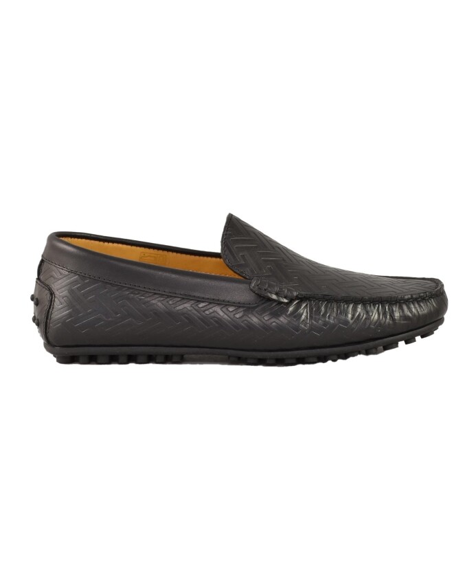 chaussures-en-cuir-avec-semelle-en-caoutchouc