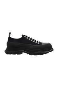 Platform shoes