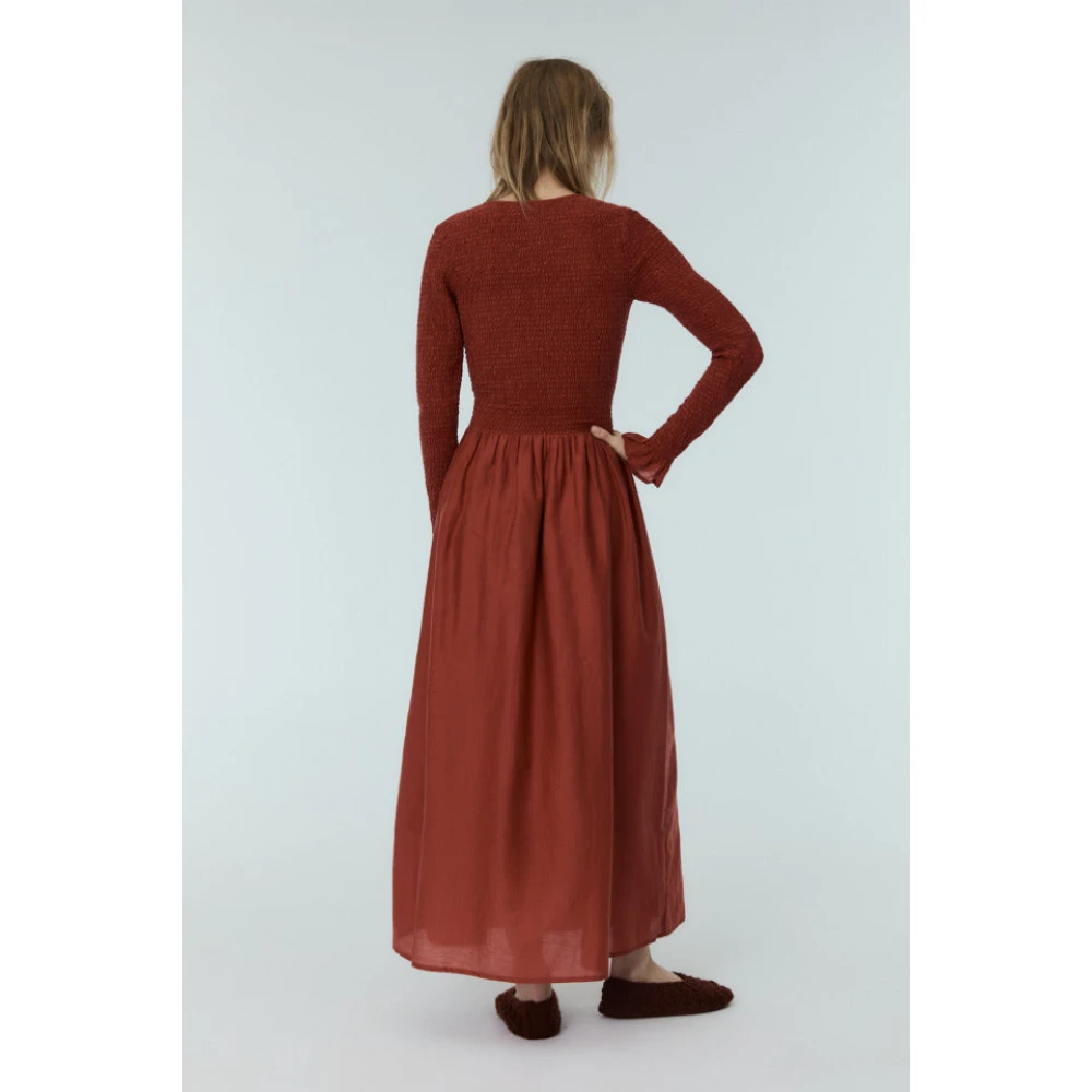 The New Society Ruby Dusk Lange V-hals Jurk Red Dames
