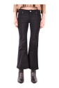 jeans-en-denim-classiques-pour-un-usage-quotidien