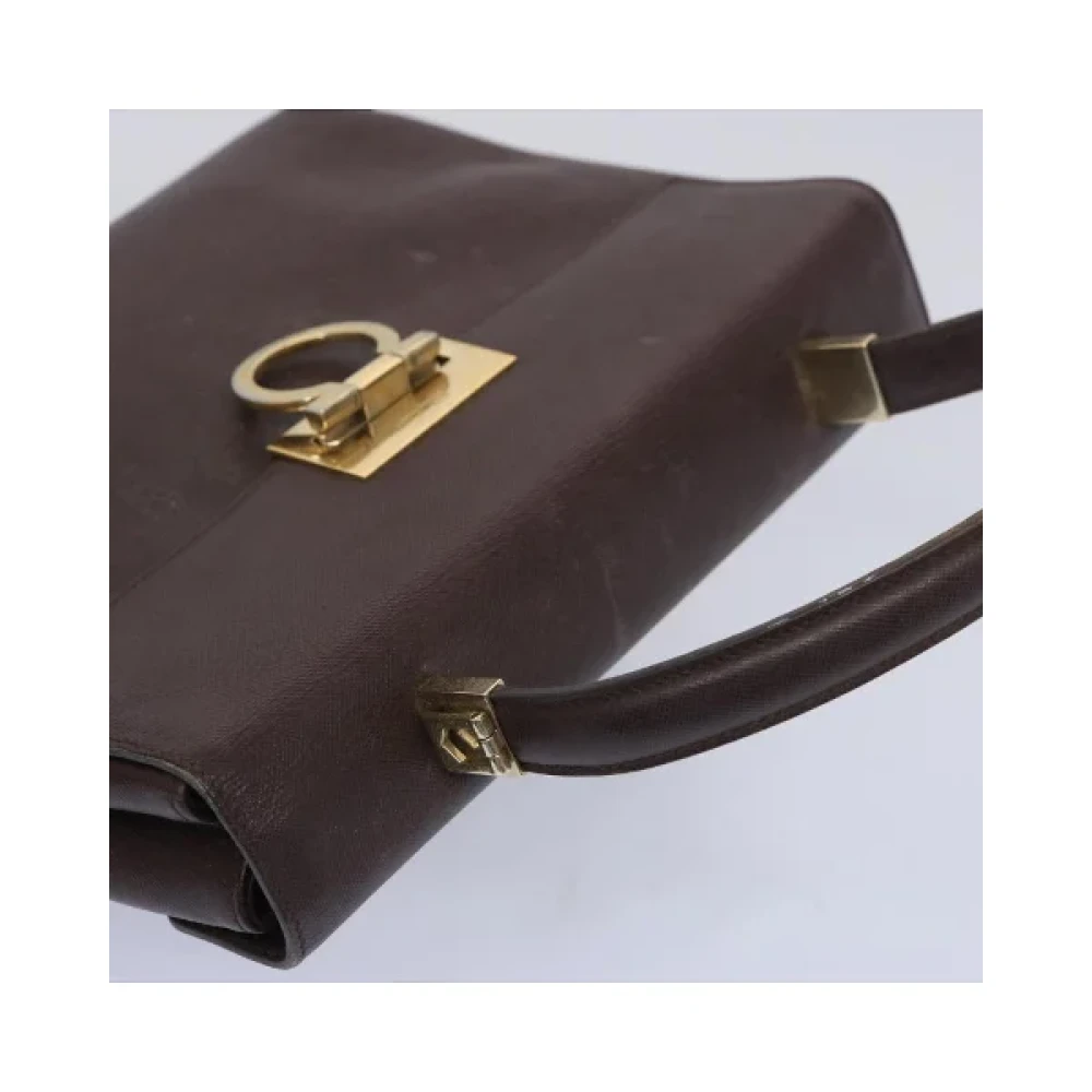 Salvatore Ferragamo Pre-owned Leather handbags Brown Dames