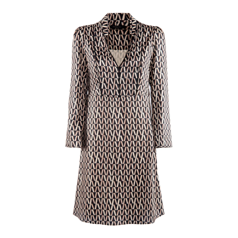 Nenette Zwarte Logo Print V-Hals Jurk Black Dames