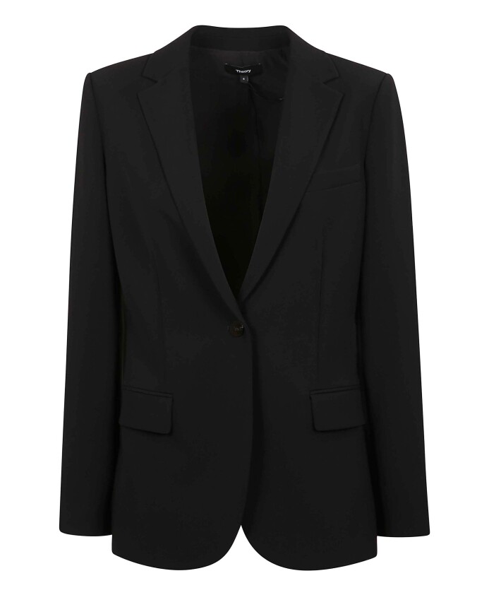 blazer-noir-avec-coupe-ajustee